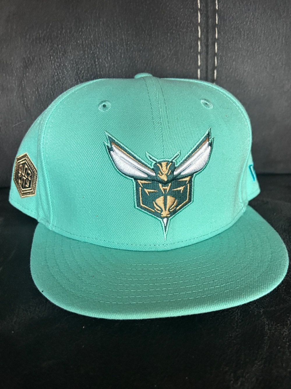 New Era Turquoise Charlotte Hornets -NBA Teal Snapback Hat with Embroidered Logo